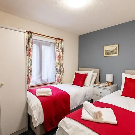 Katherines Court - Spacious With Rolling Hill Views * Kendal